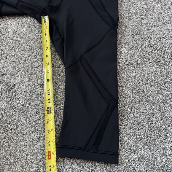 Lululemon Crop Capri Mesh Panel 23” Black Leggings Women’s Size 6 *RARE* - Picture 10 of 10